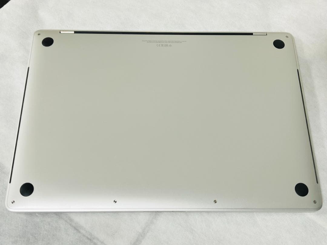 ★MacBook Pro 15 2019★i7/16GB/256GB/555X