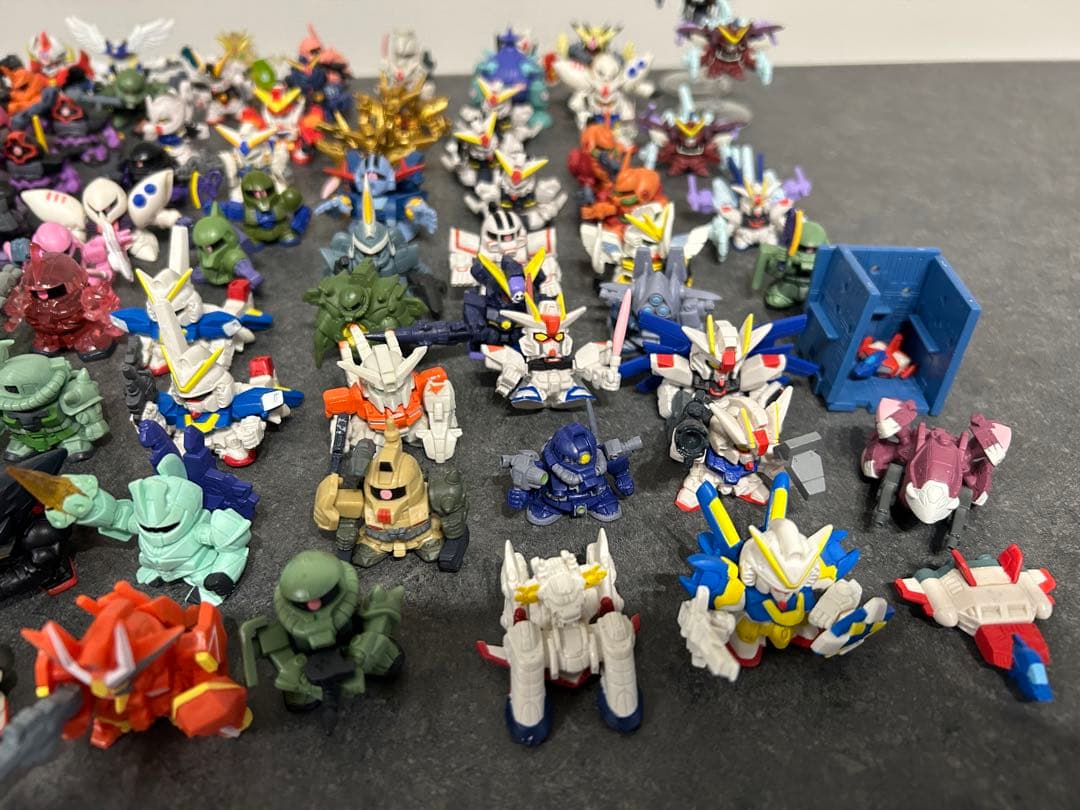 SDガンダムフルカラー　ガチャガチャ　フィギュア