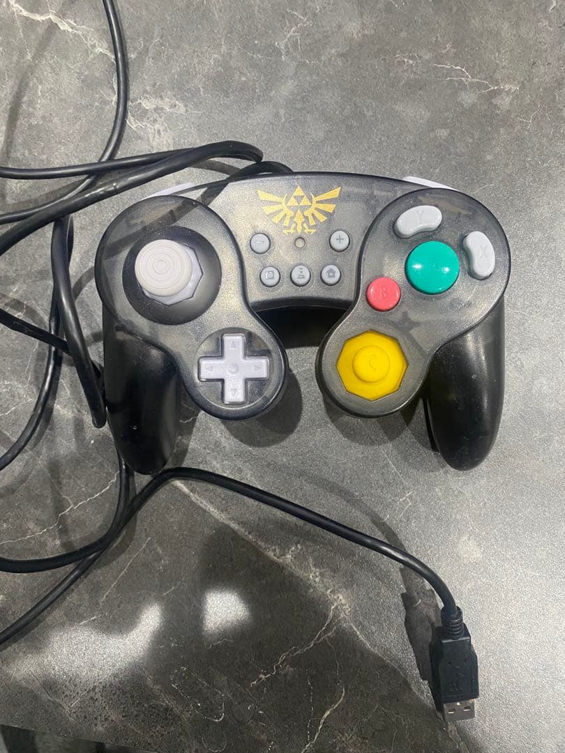 本日限定値下げ　Nintendo Switch 本体 + ゼルダコントローラー