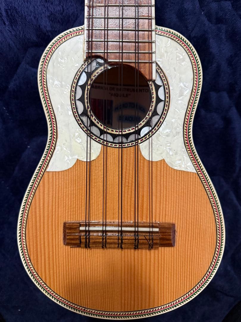 ボリビアンチャランゴ　charango boliviano