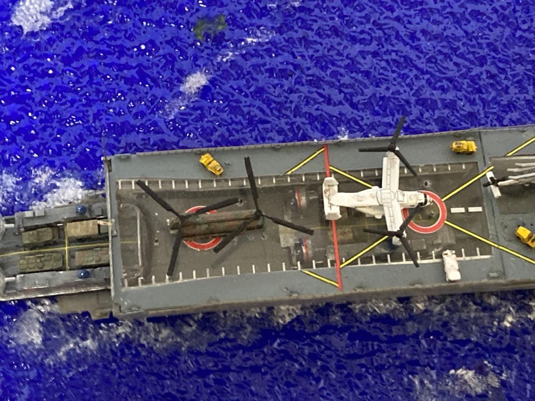 海上自衛隊 ジオラマ完成品 【絆の記憶　災害派遣】 1/700 艦船モデル