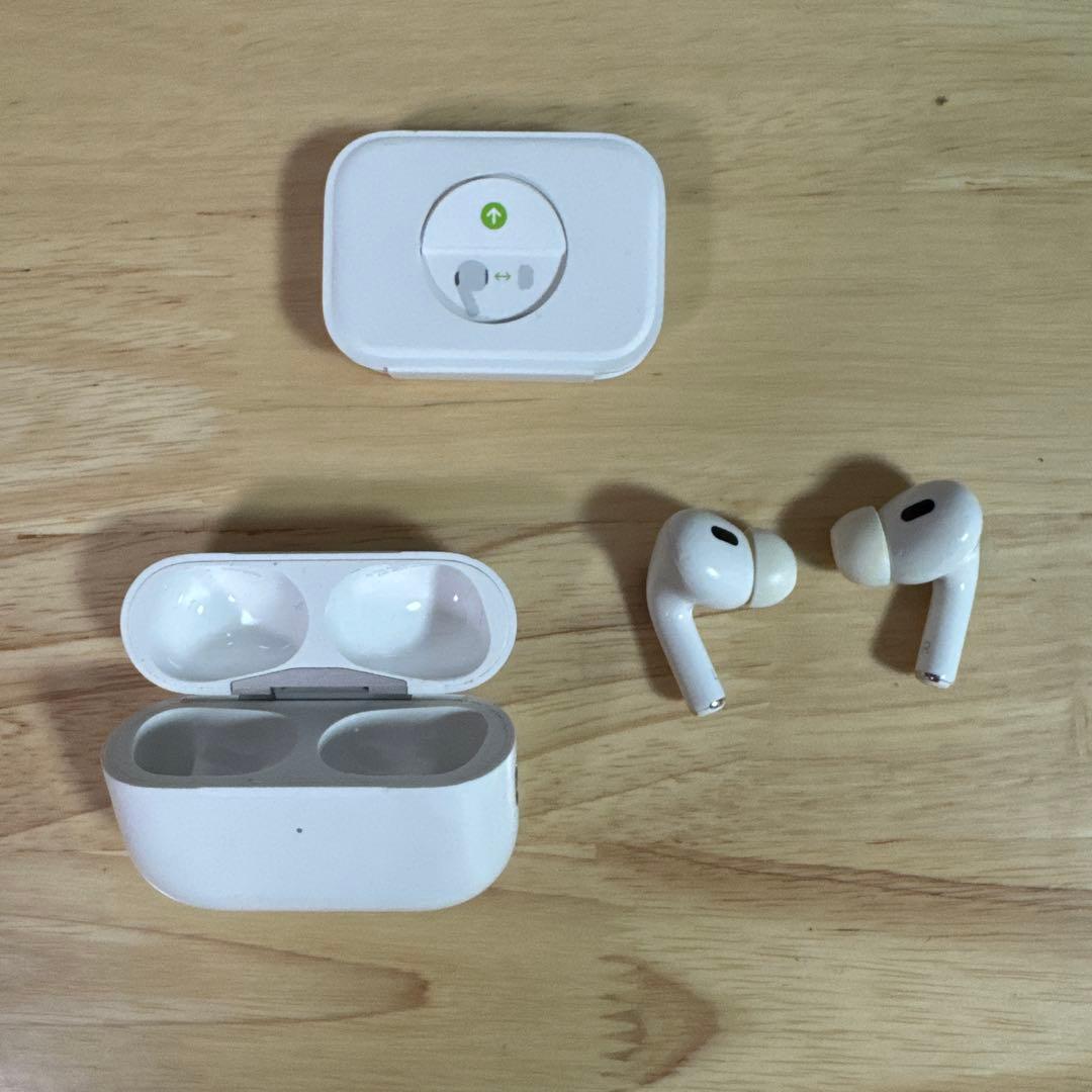 AirPods Pro 第2世代（Lightning）正規品／動作確認済み