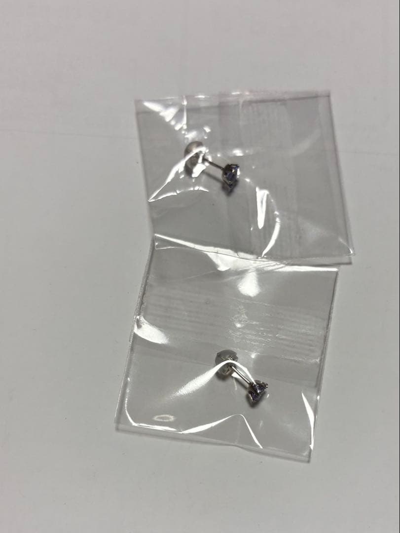 プラチナ900 タンザナイト スタッドピアス 0.5ct/4mm