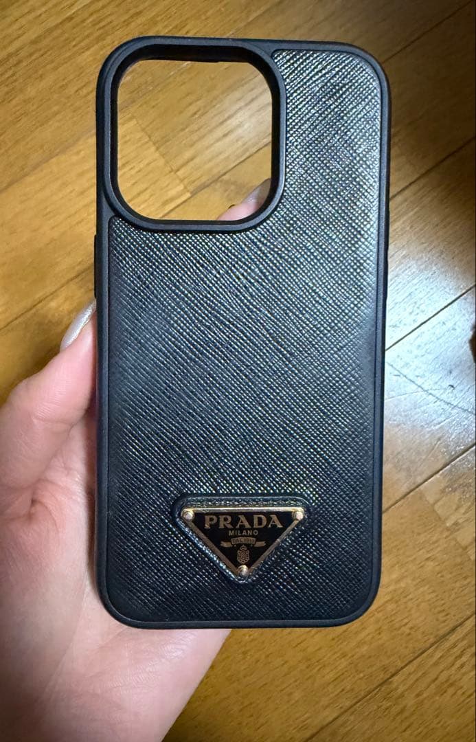 PRADA iPhone 14 Pro ケース