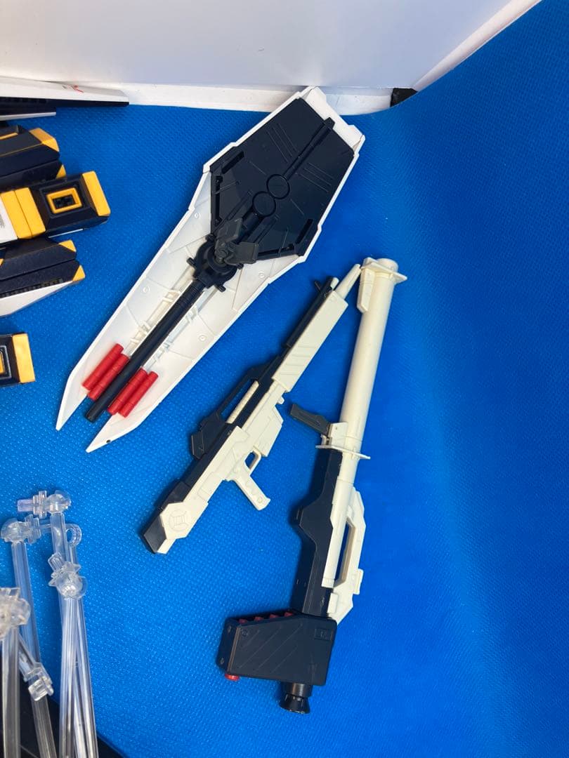 MG 1/100 ガンプラ　ジャンク　ν ガンダム　ニュー　塗装　a524