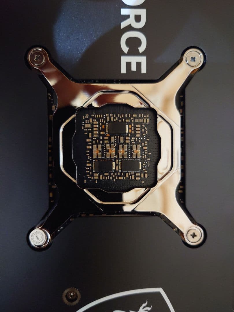 【美品】MSI Geforce RTX4070 GAMING X TRIO