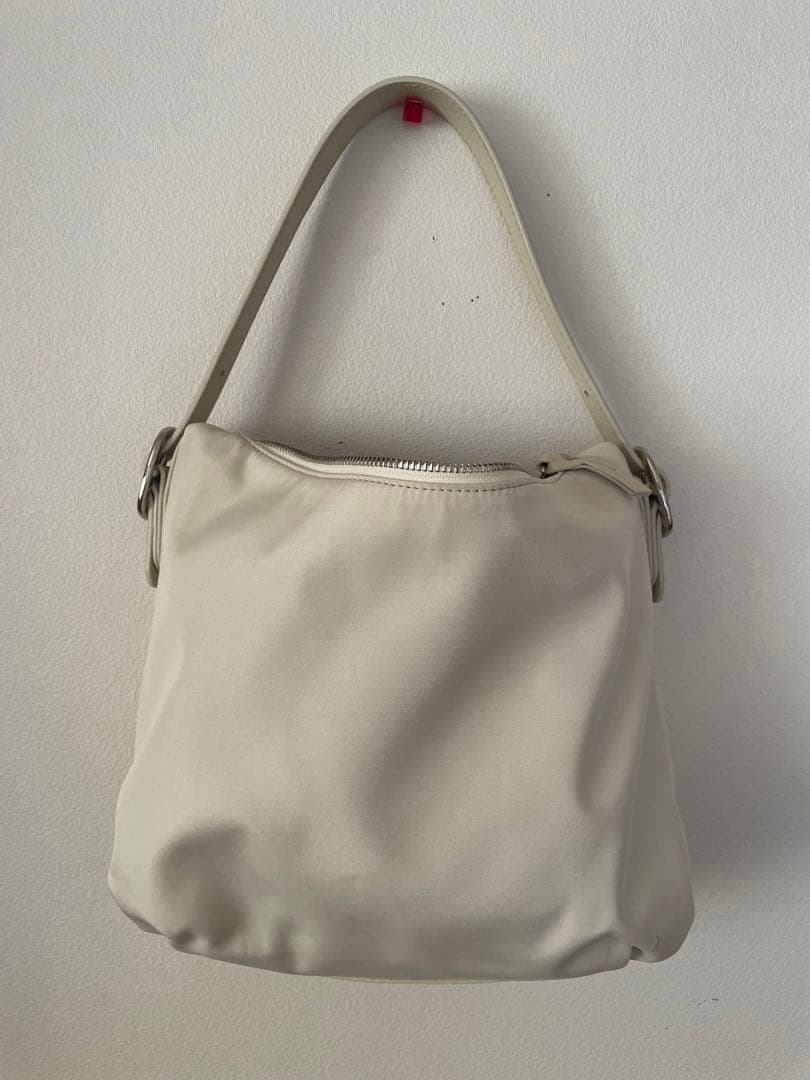 トゥティエ　ハンドバッグ