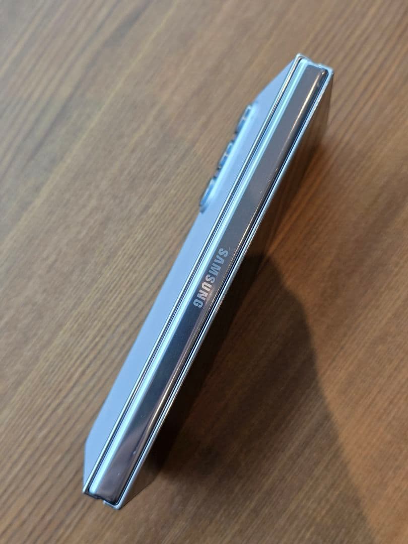 スマートフォン本体 Samsung Galaxy Z Fold5 / Icy Blue 256GB