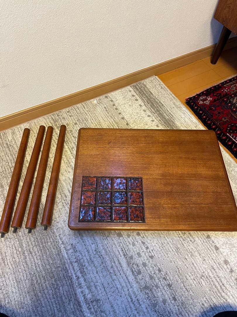 北欧ヴィンテージ　タイルトップサイドテーブル デンマーク製