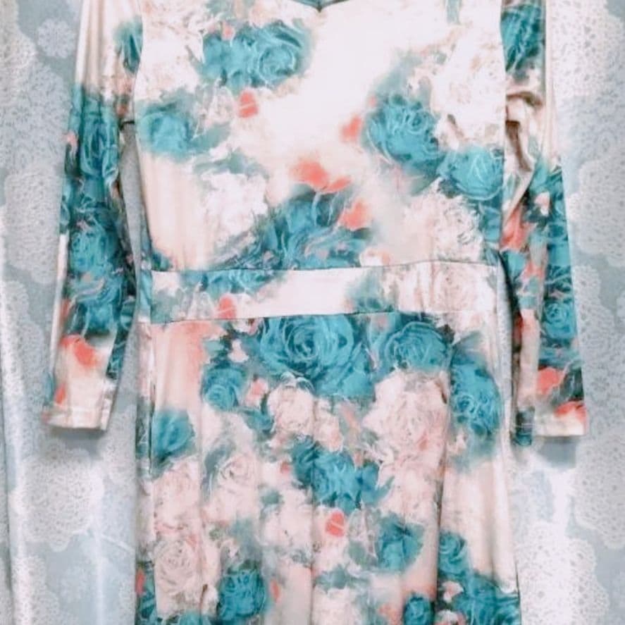 華麗な芸術品✨夢の世界へ旅立ちに纏う✨ブルーローズ 蒼薔薇 ワンピース ドレス✨