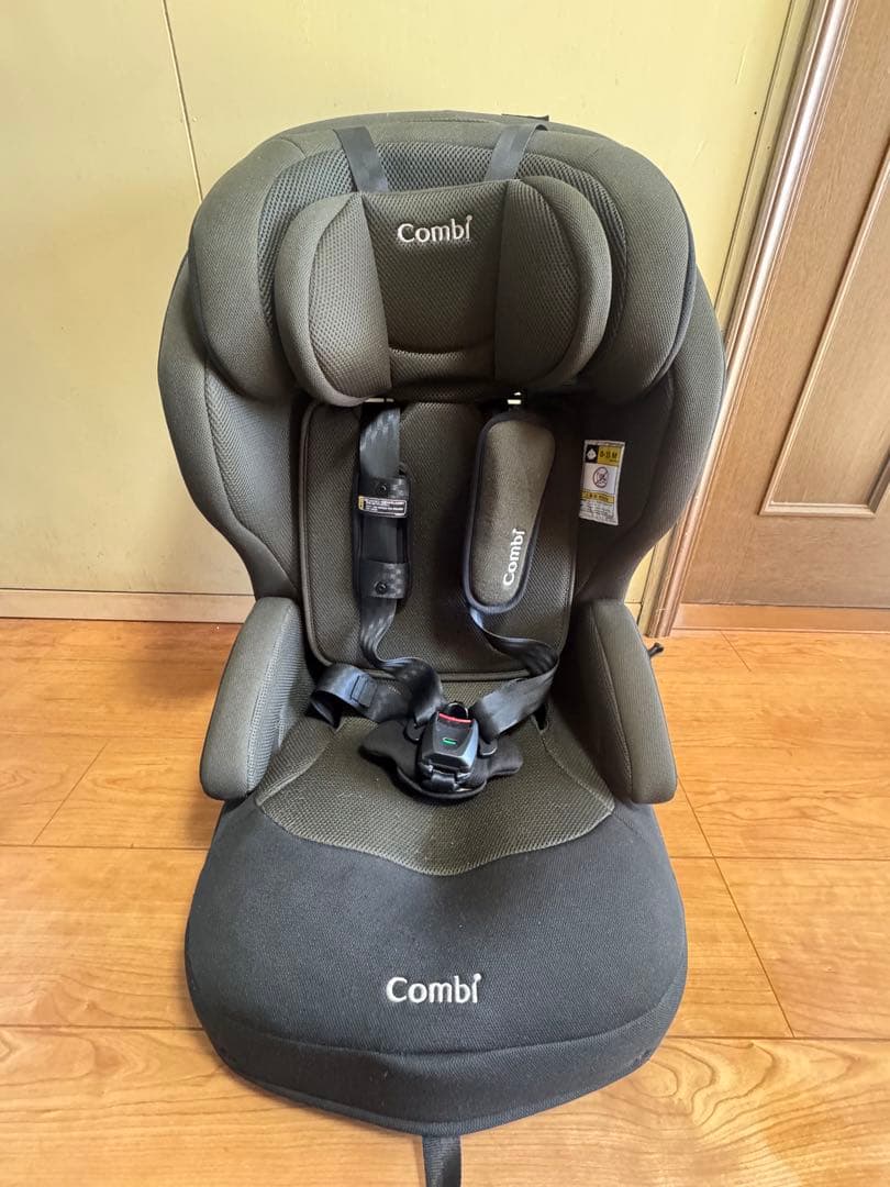 コンビ　ジョイトリップ アドバンス ISOFIX エッグショック SA