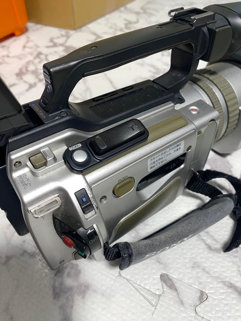 SONY DCR-VX2000 VX2100 業務用ビデオカメラ 本体 通電確認