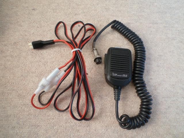 ＩＣＯＭ ＩＣ－３８ ４３０ＭＨｚ帯 トランシーバー