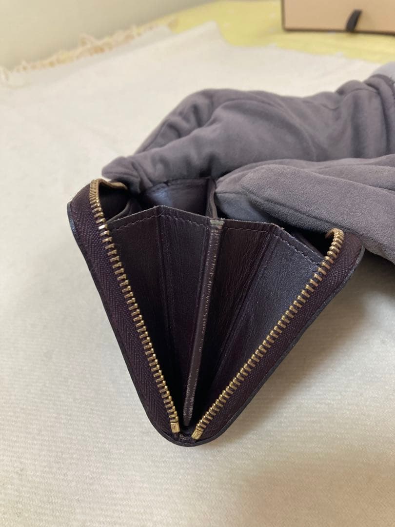 ルイヴィトン ヴェルニ　アマラント コンパクト財布