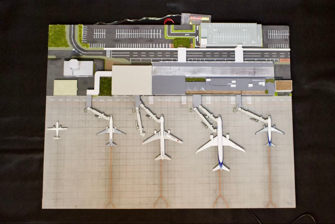 1/500 空港ジオラマ 最大5機駐機可能 フル電飾 フルスクラッチ 引取歓迎