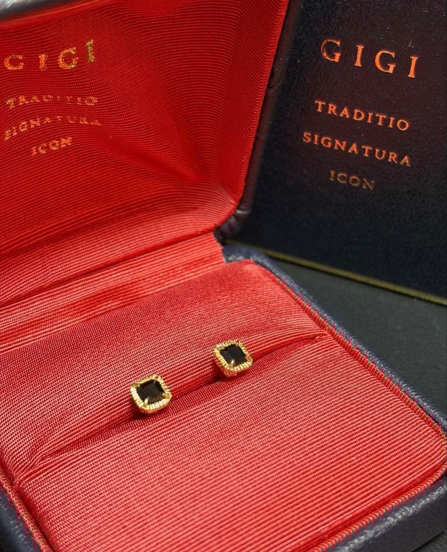 【専用】GIGI HELIOS Onyx square earrings ピアス