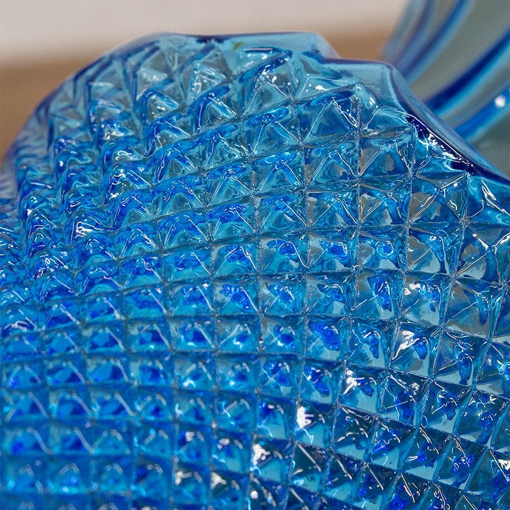 古いガラス　アンティーク　レトロ　青いガラス瓶　ダイヤモンドカット