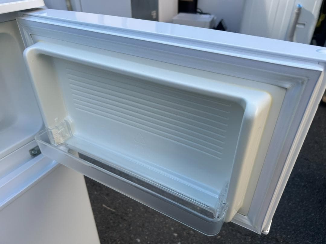 アイリスオーヤマ 冷蔵庫 IRR-90TF-W 90L 2018年製 一人暮らし