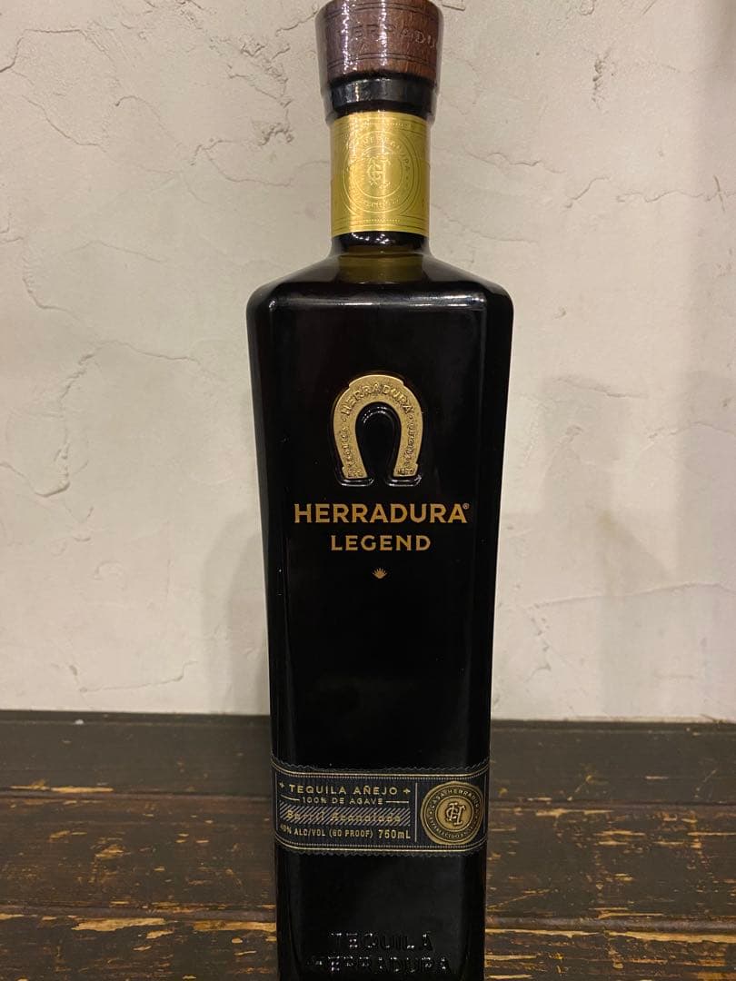 HERRADURA LEGEND テキーラ アネホ 750ml