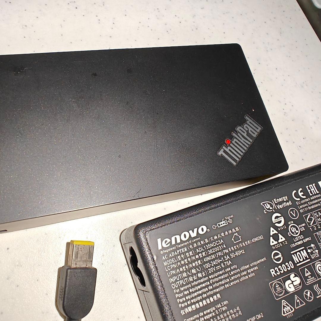 Lenovo ThinkPad Thunderbolt 3 Dock AC2種