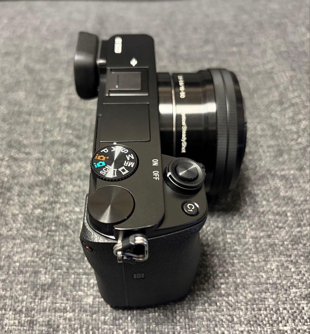 Sony α6000 ミラーレス一眼 カメラセット 海外版