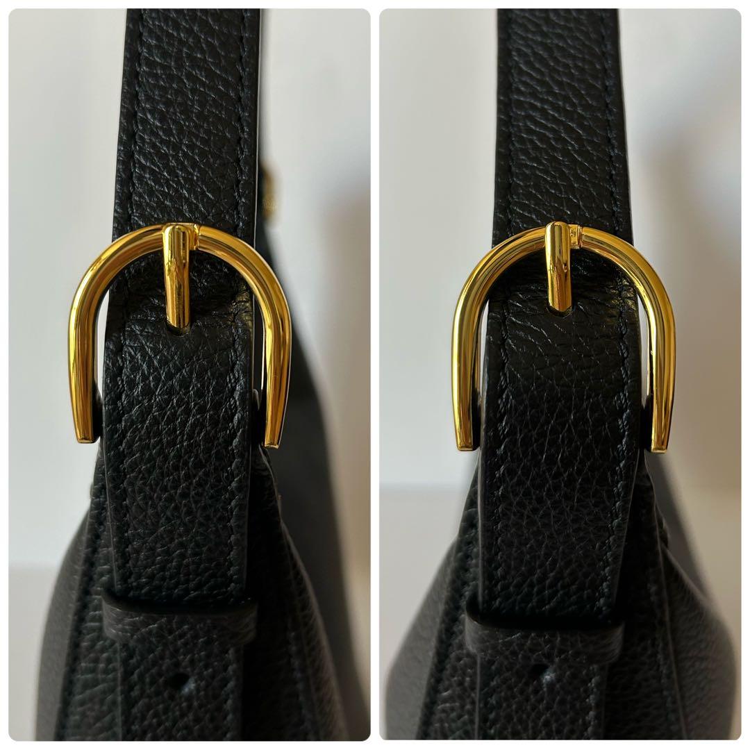 CHRISTIAN VILLA クリスチャンヴィラ　ムーンショルダーバッグ