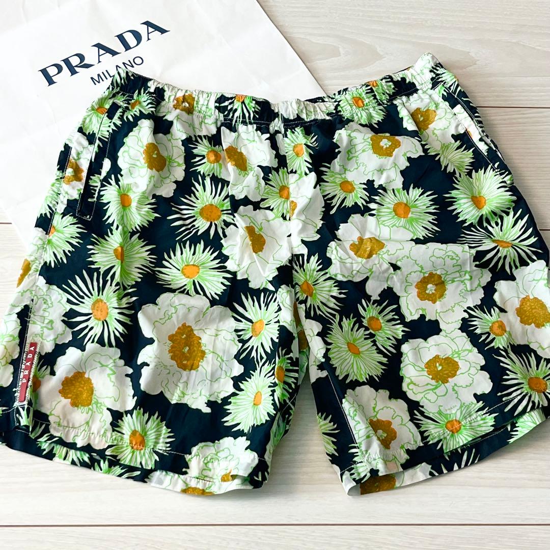 PRADA ショーツ スイムウェア 水着 ハーフパンツ ショートパンツ プラダ