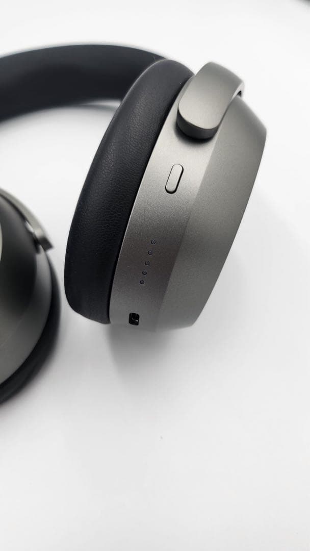 ゼンハイザー　ワイヤレスヘッドホンMOMENTUM 4 ブラック