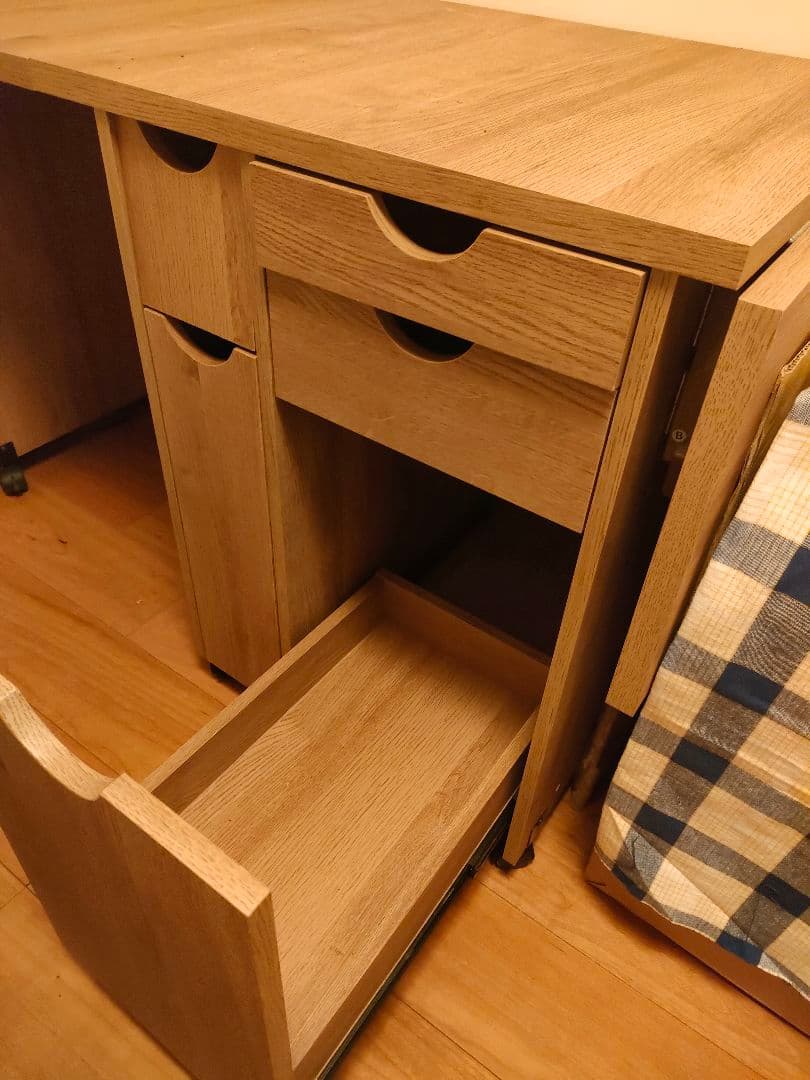 左右折りたたみ式ソーイングテーブル