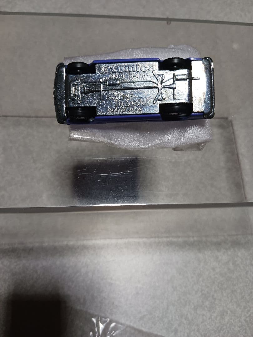 トミカ黒箱、No.21、スカイライン1d ホイール、紫