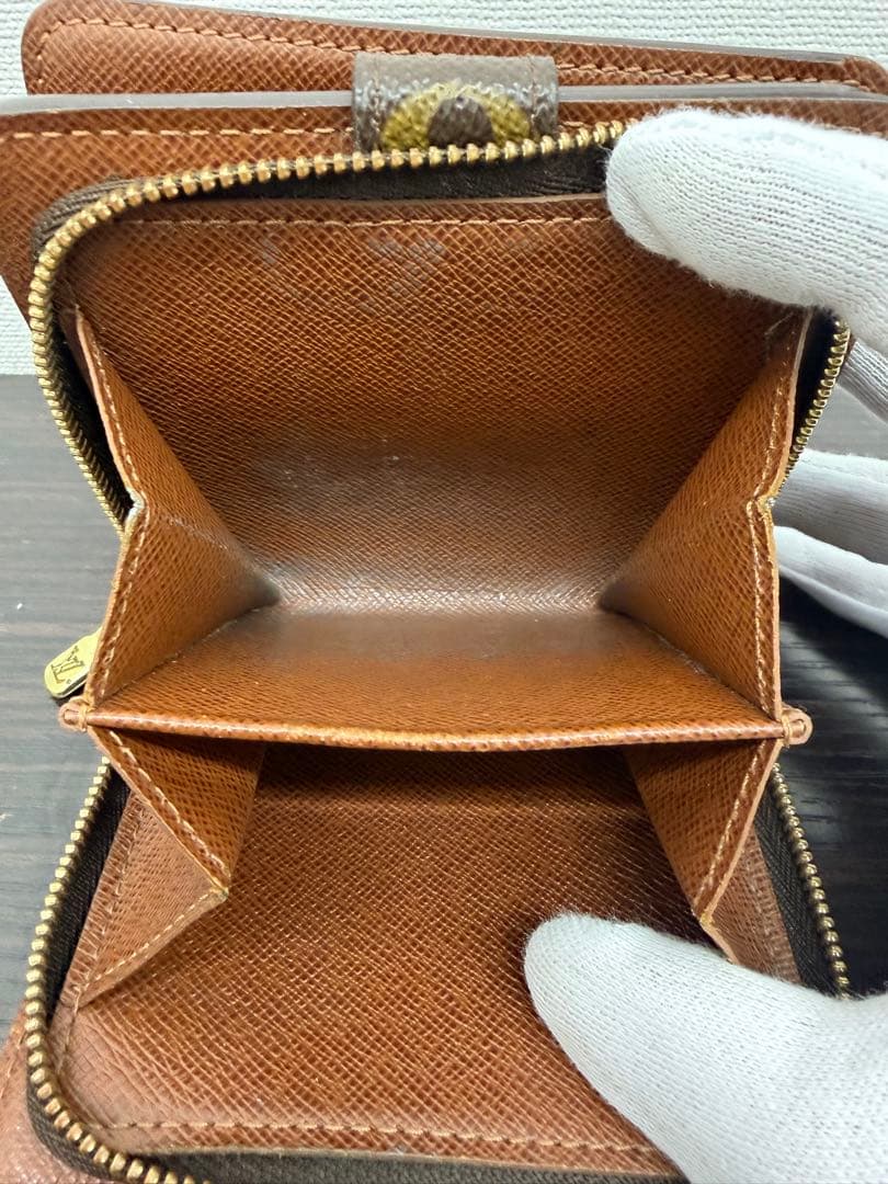 Louis Vuitton モノグラム 二つ折り財布　M61667