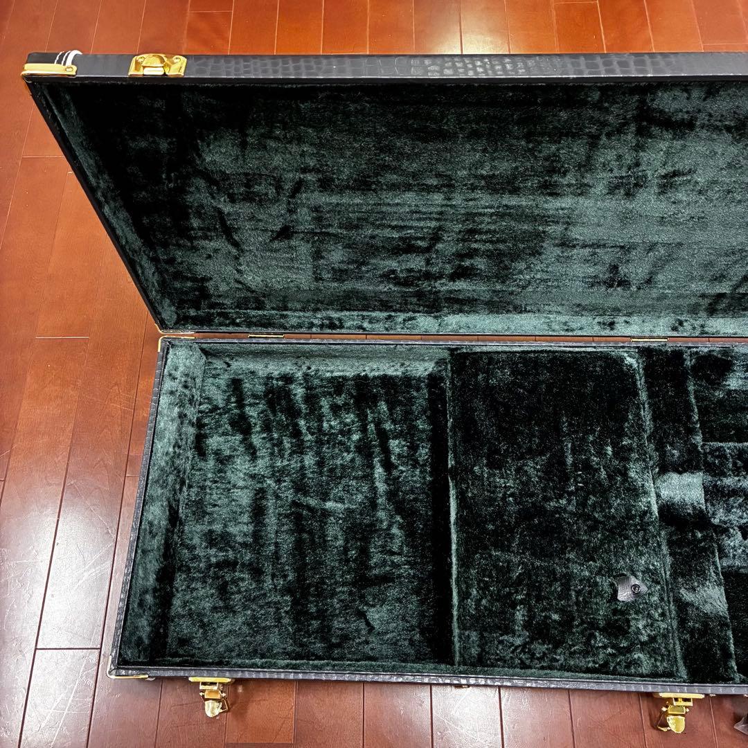 History クロコダイル風ベースケース