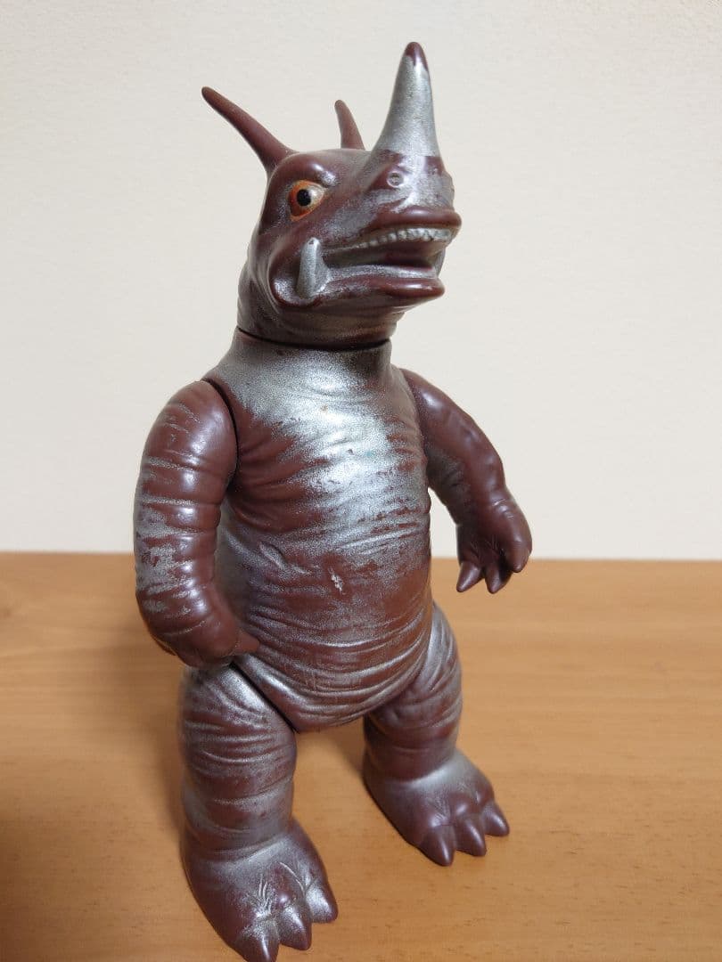 【当時もの】マルサン　ソフビ　ネロンガ　初代ウルトラマン　エラー品