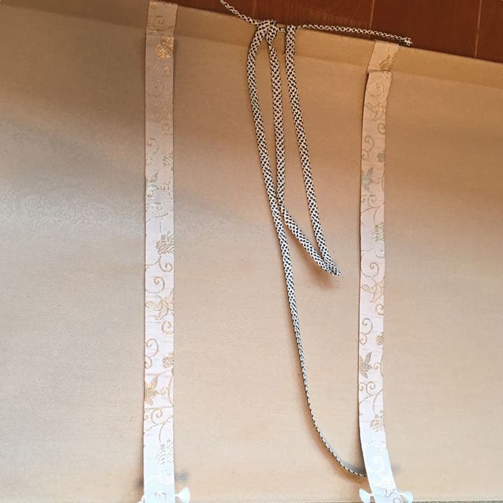 掛け軸　紅富士　真島東紅作   中古