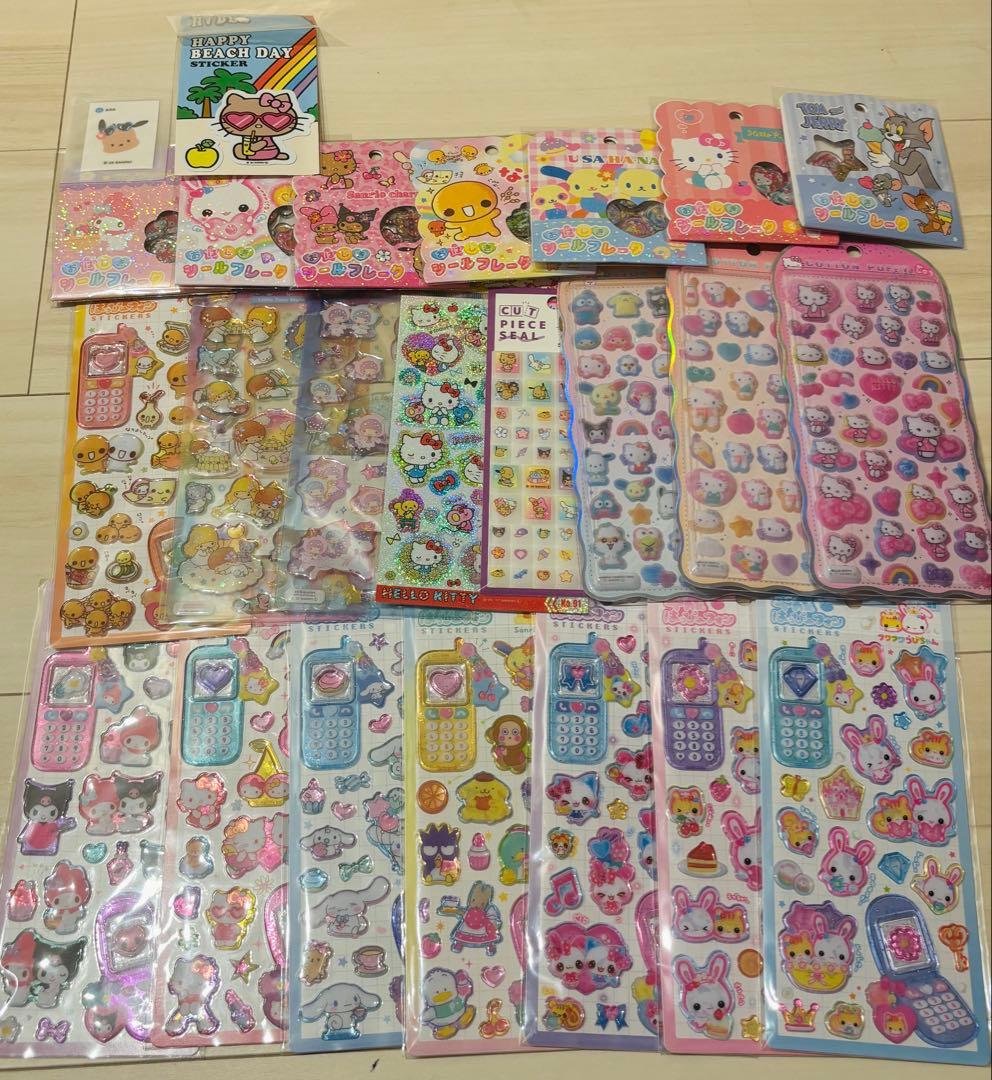 新品　ボンボンドロップシール　サンリオ　うるちゅる　正規品　84枚セット　,