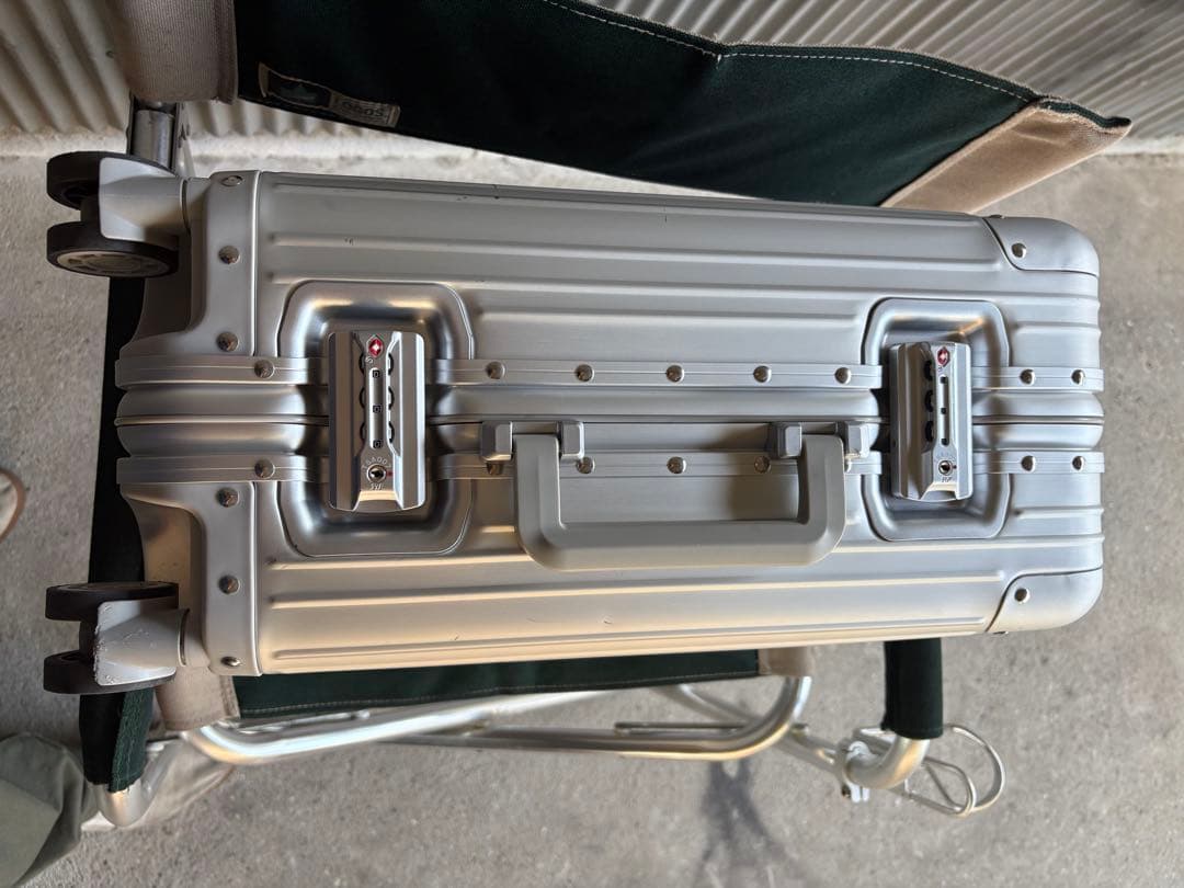 Mercedes-Benz アルミニウムキャリーケース32Lベンツ　スーツケース