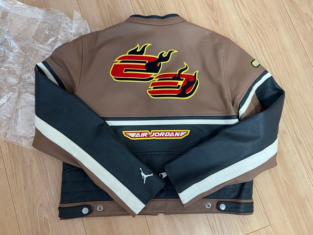 AIR JORDAN×travis scott レザージャケット