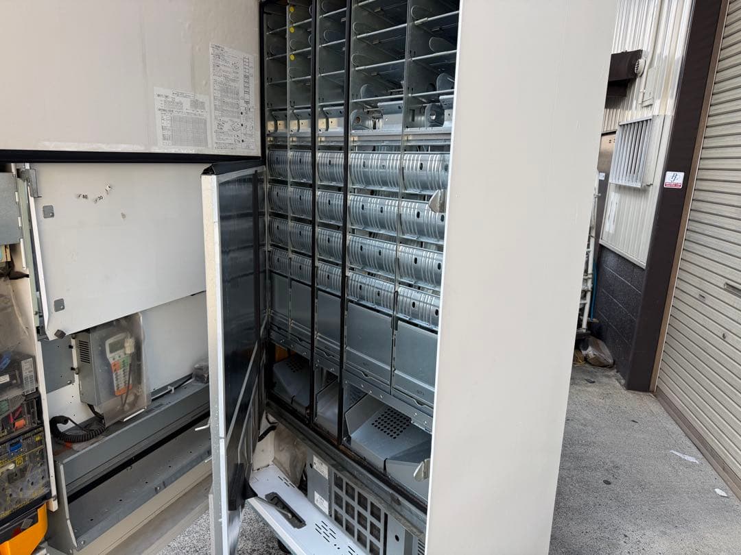 クボタ　Kubota　自動販売機　２５セレ　LED　飲料　ペットボトル