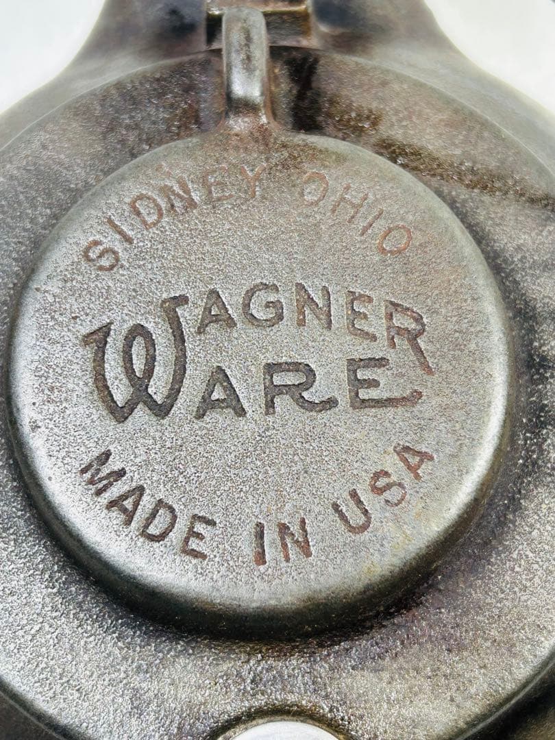 美品　ビンテージ品ワグナーの2.4L 鋳鉄製ケトル