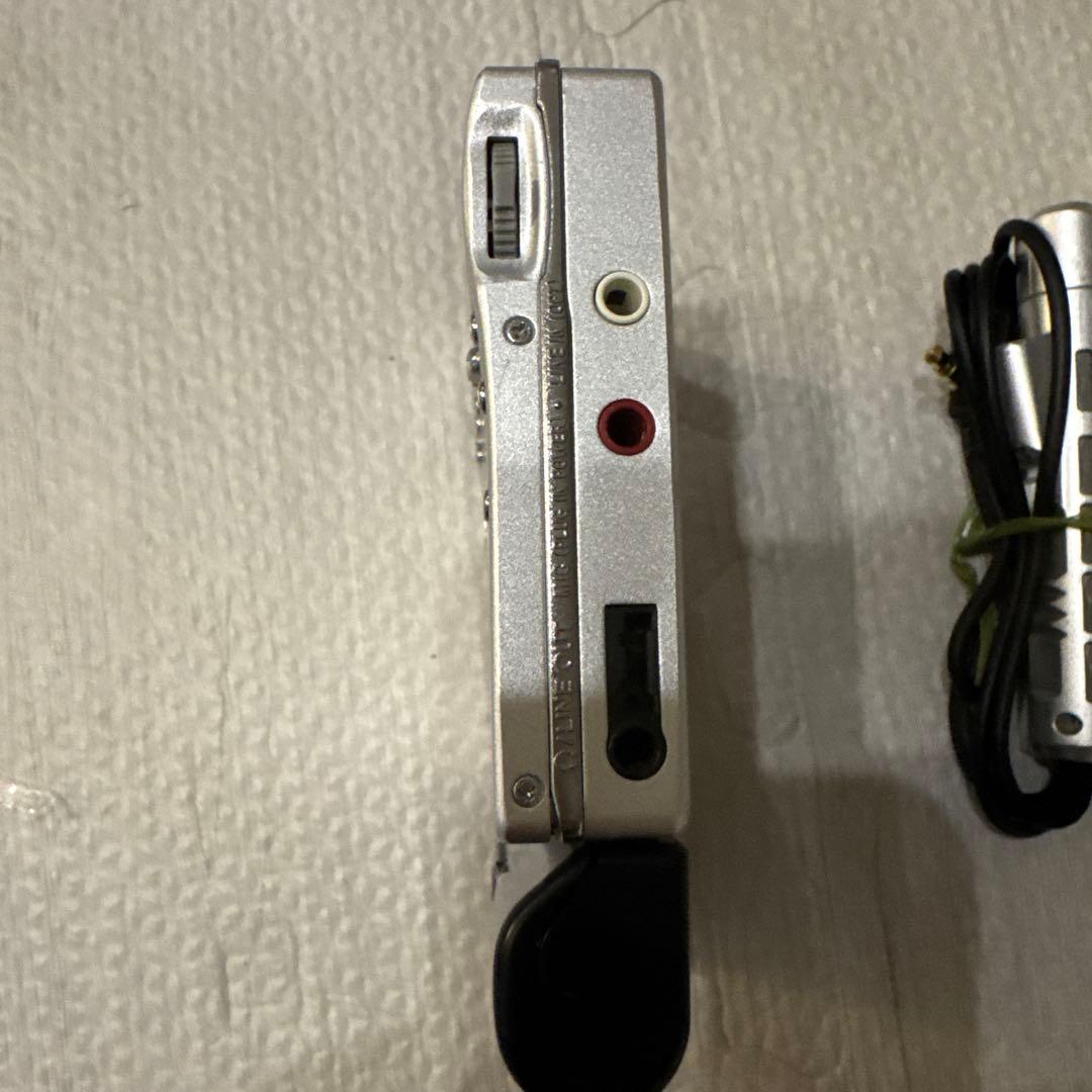 SONY MDウォークマン MZ-R900 シルバー　電池ケース＆リモコン付