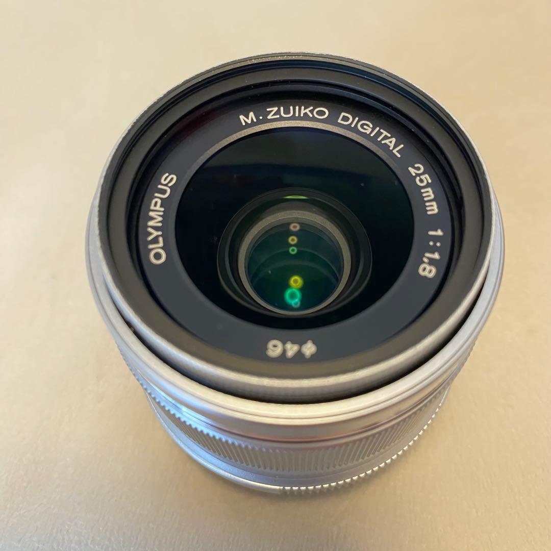 単焦点レンズ　OLYMPUS 25mm F1.8 レンズ