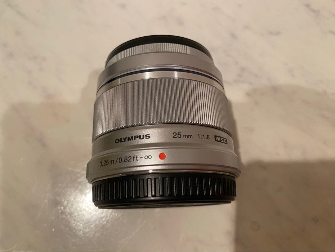 単焦点レンズ　OLYMPUS 25mm F1.8 レンズ