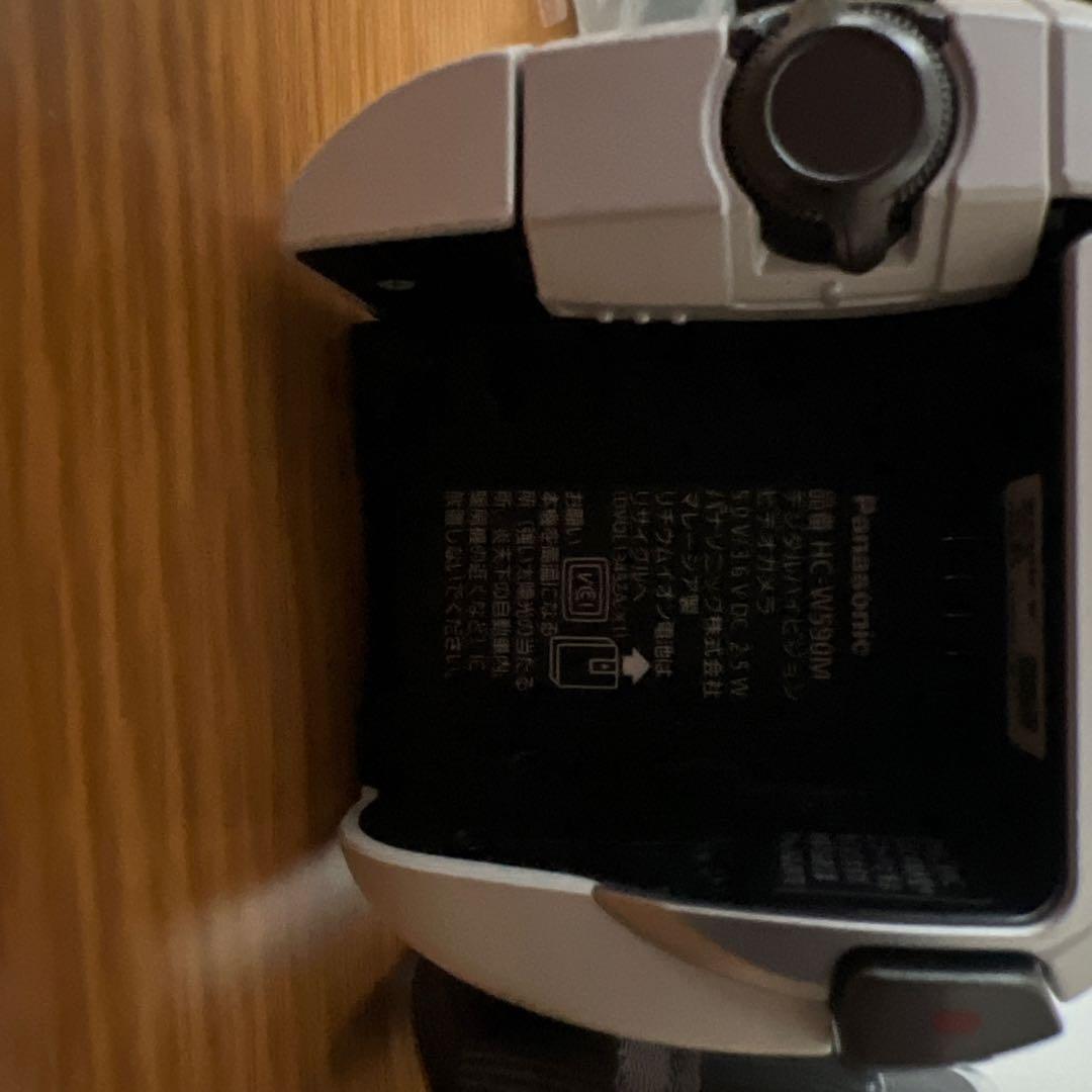 大特価ビデオカメラ　パナソニック HC-W590M HD 長時間用バッテリー付き