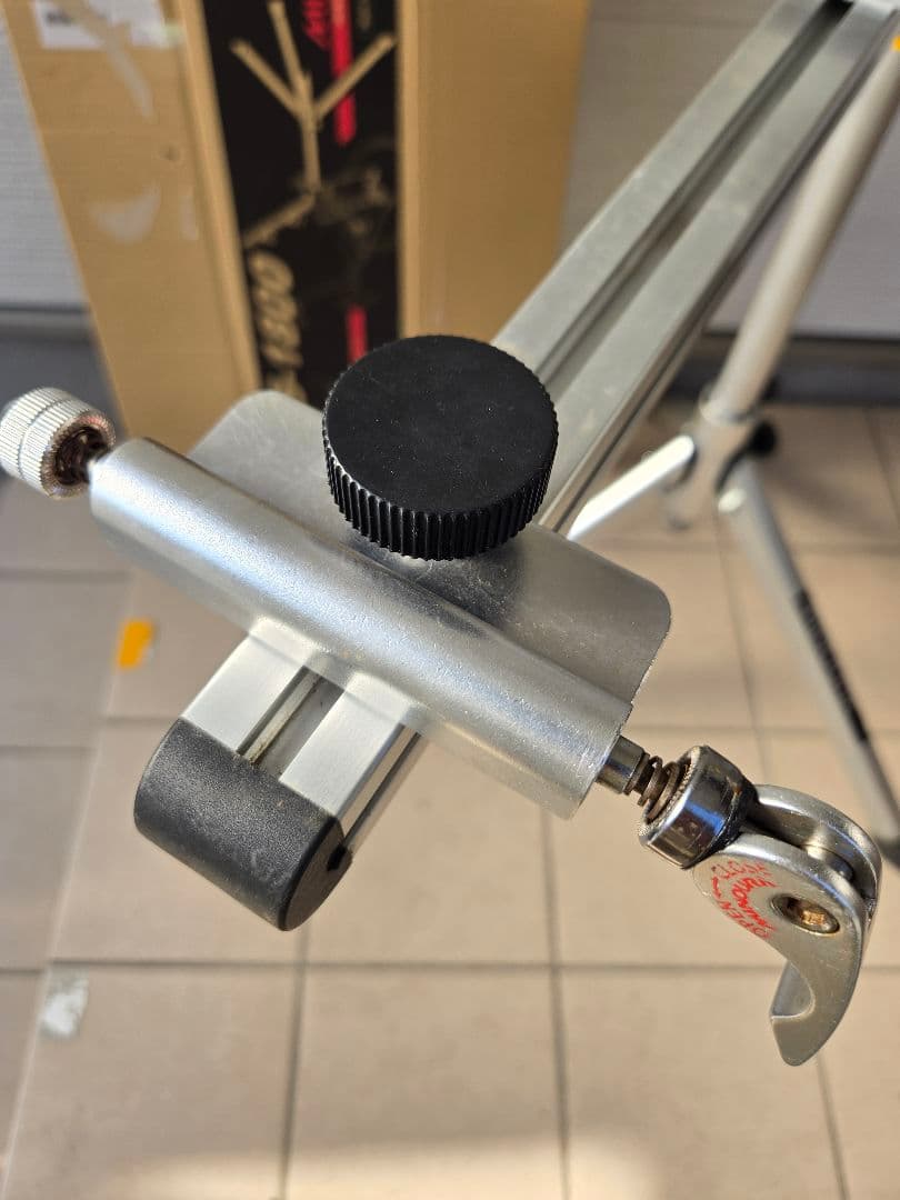 MINOURA ワークスタンド RS-1800 スルーアクスルマウント付属