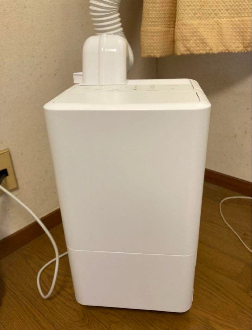 【美品・値下げ】アイリスオーヤマ　コンパクトクーラー（冷風・除湿・送風）