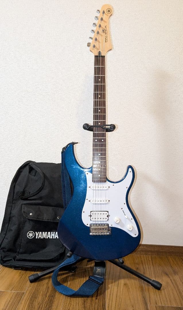 Yamaha PACIFICA 012　青　ストラト　ケース＆ストラップ付き