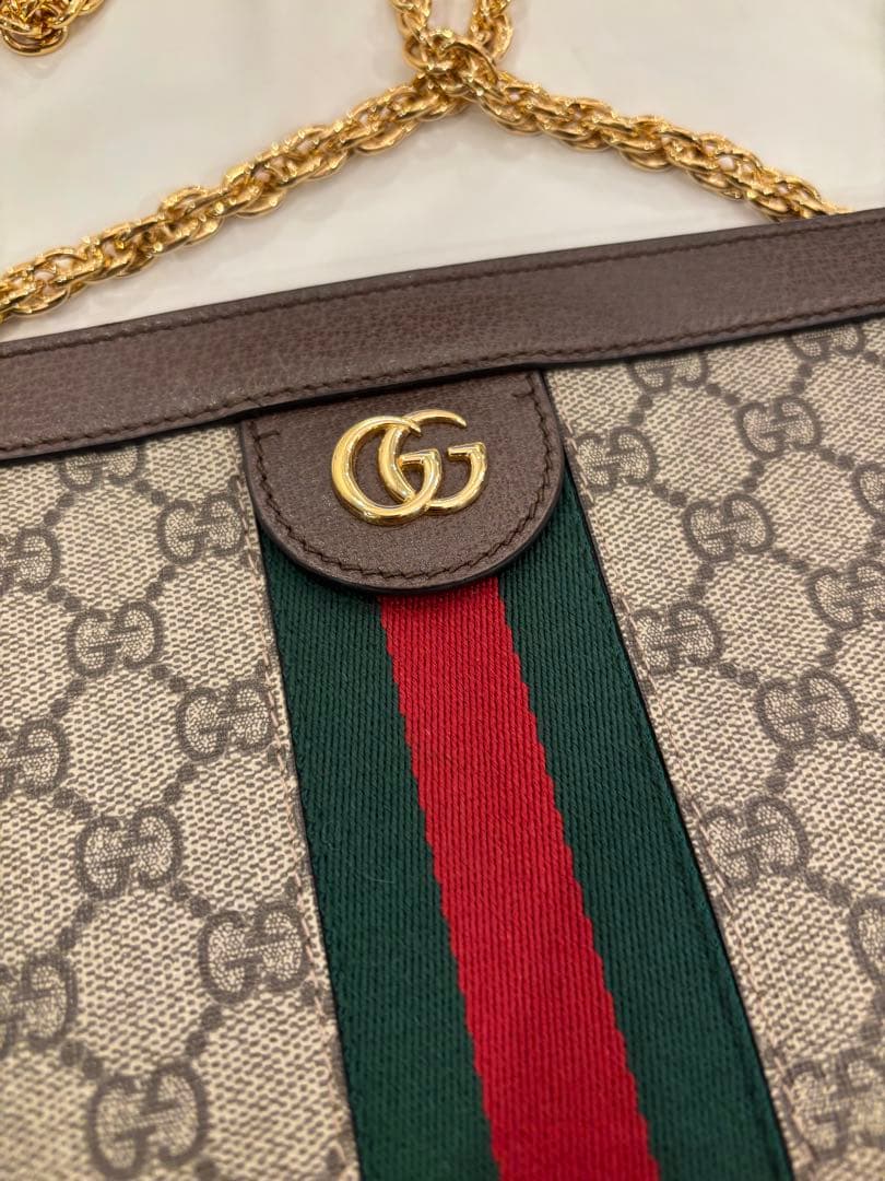 人気！グッチ　オフディア　ミディアムショルダーバッグ