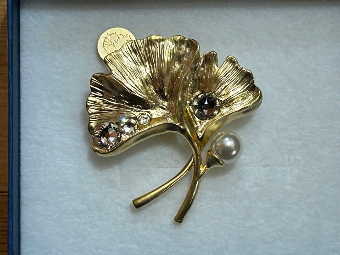 未使用品 名探偵コナン 黒鉄の魚影 フサエブランド ブローチ