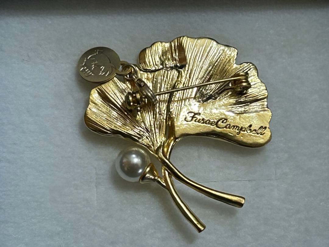 未使用品 名探偵コナン 黒鉄の魚影 フサエブランド ブローチ