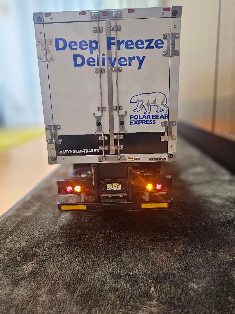 タミヤ1/14 スカニアR620 3軸セミトレーラー　セット